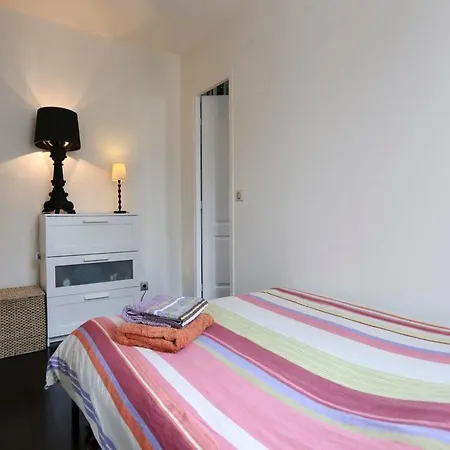 아파트 Xviiith Charming Flat 파리