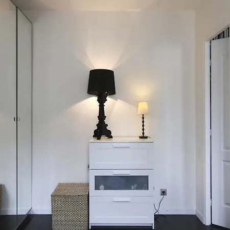 Xviiith Charming Flat 아파트 *